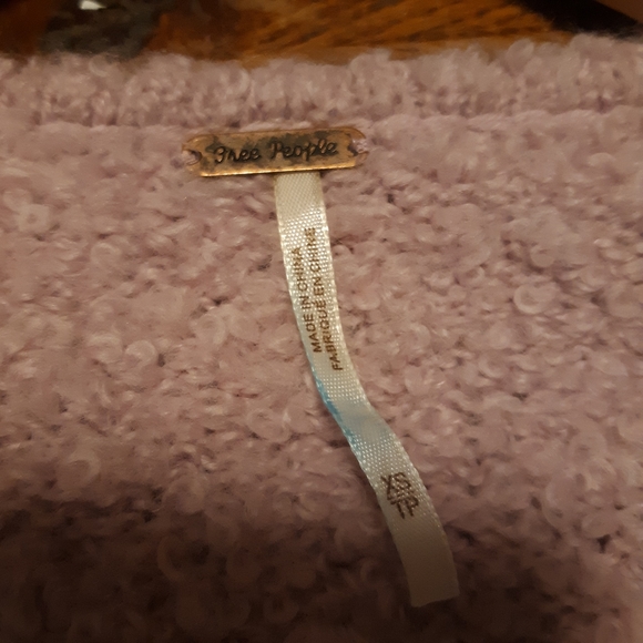 Free People sweater - Picture 5 of 7